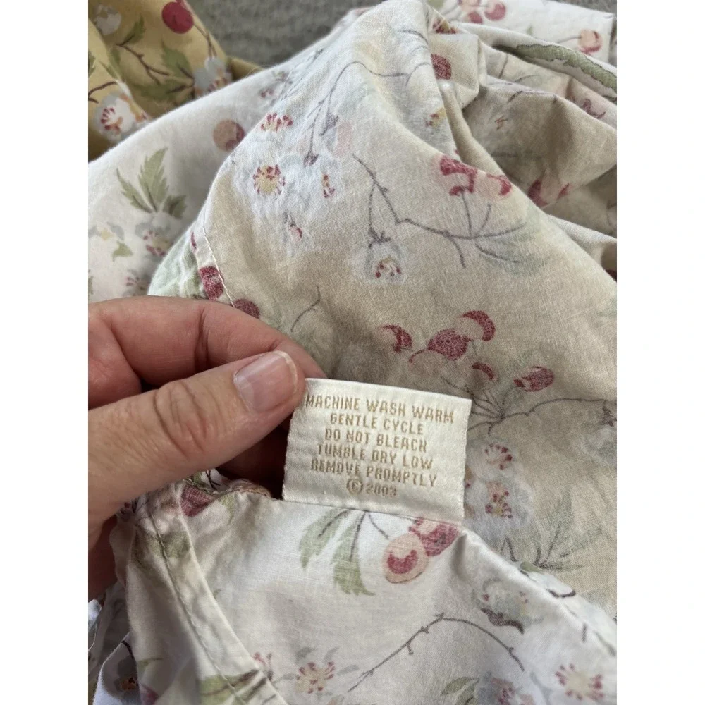 Williams Sonoma Cherry Blossom Tablecloth 65 x 100